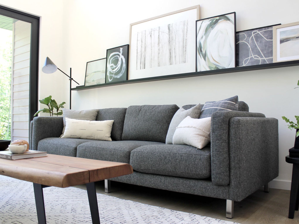 12 Brilliant Ideas to Spruce Up Your Gray Couch StoryNorth