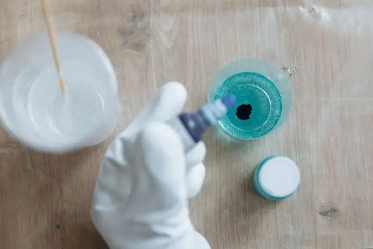 Can You Mix Acrylic Paint With Resin?