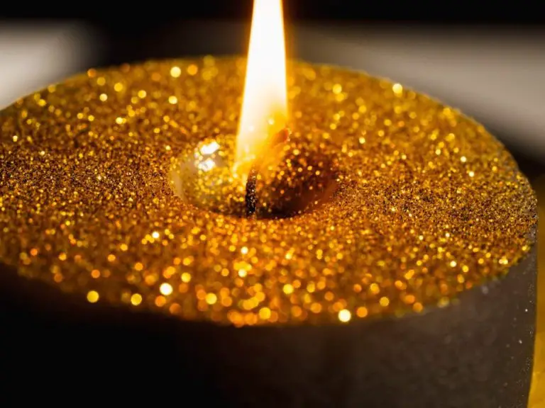 Can Mica Be Used in Candles: A Comprehensive Guide