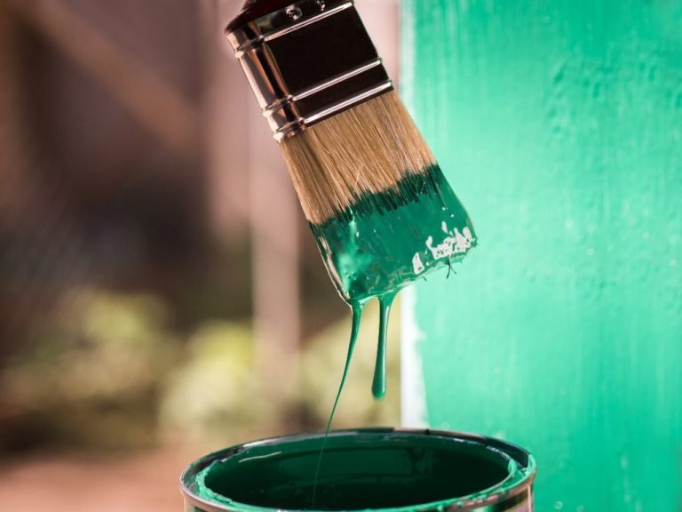 What Kind of Paint to Use for Exterior Metal Doors: A Comprehensive Guide