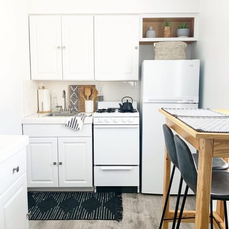 15 Clever Tiny Kitchen Ideas for Small Spaces - StoryNorth