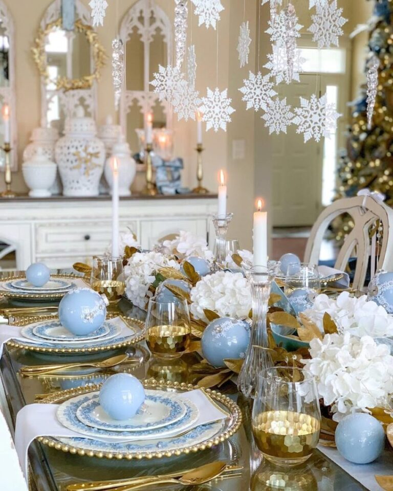 21 Christmas Party Decor Ideas to Celebrate in Style: Deck the Halls